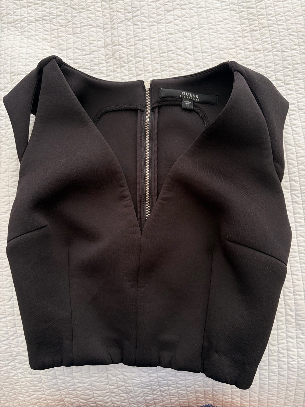 GUESS Black V-Neck Zip-Front Crop Top